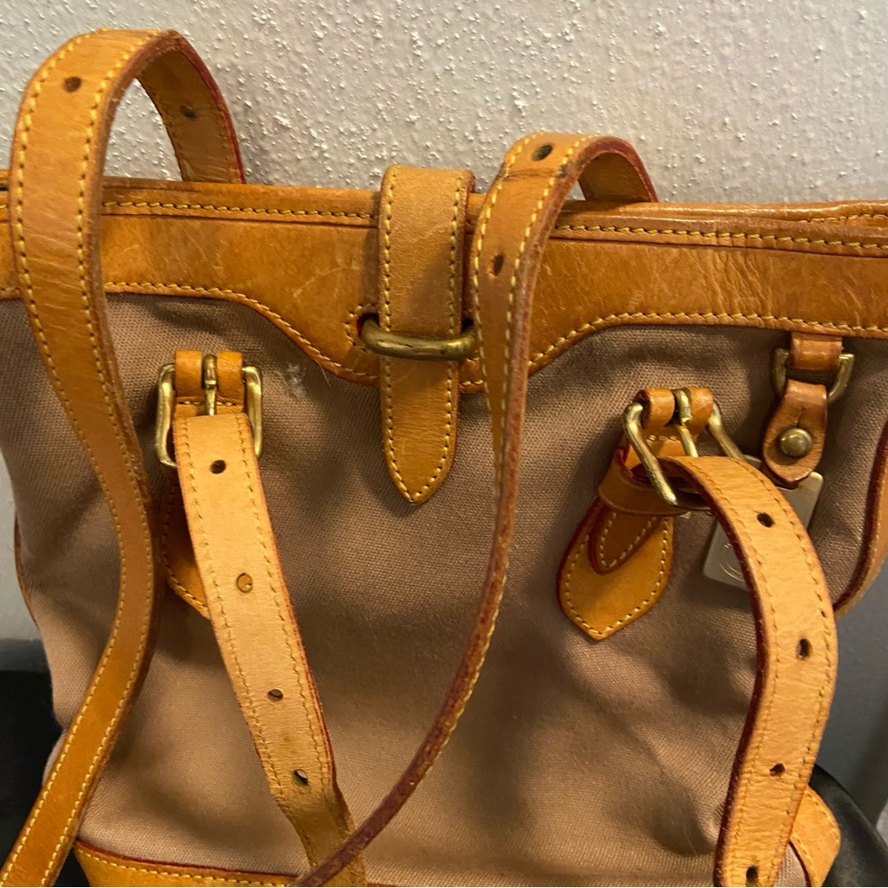Dooney & Bourke Cabriolet Beige Canvas And Leather Tote Bucket Shoulder bag